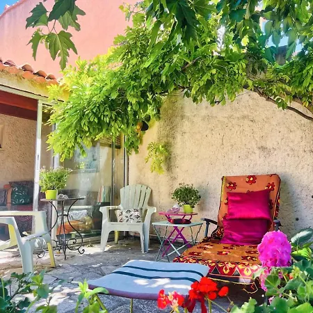 Maison Au Calme Avec Jardin Villa *